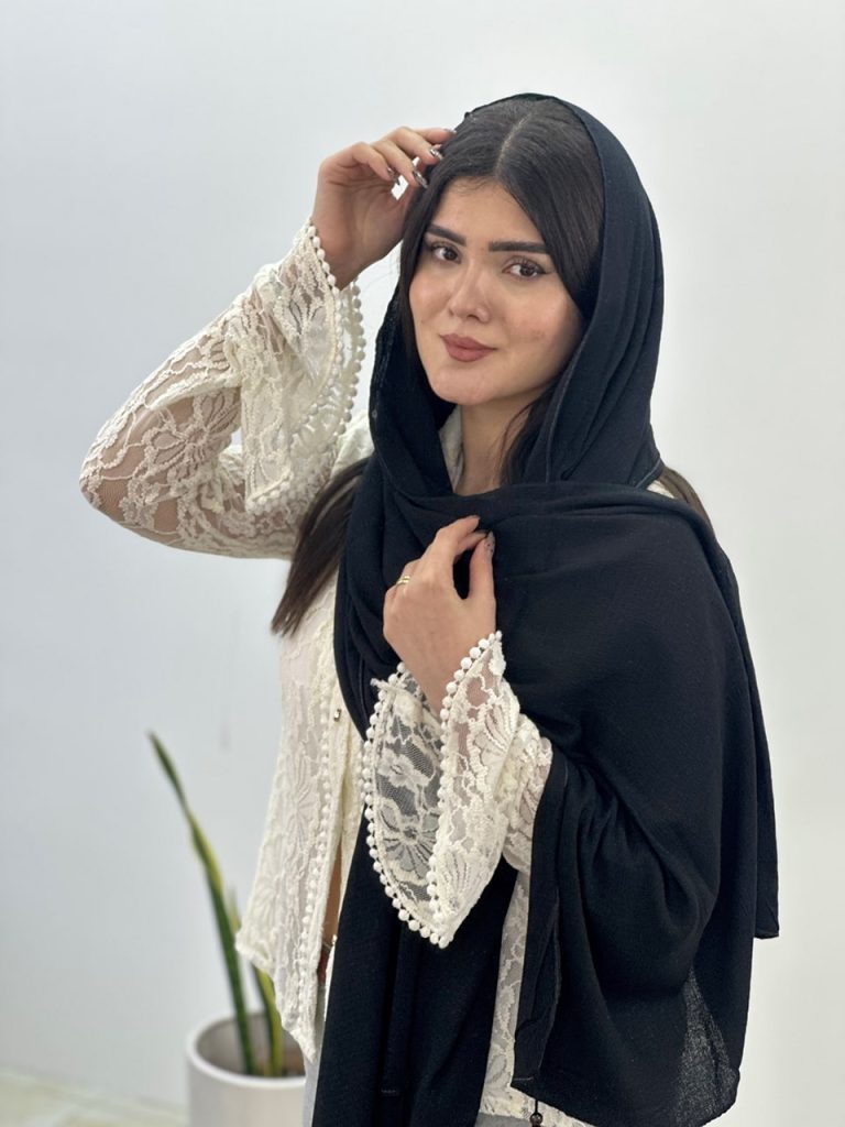 شال تک رنگ مشکی عمهده خدادوست رشت