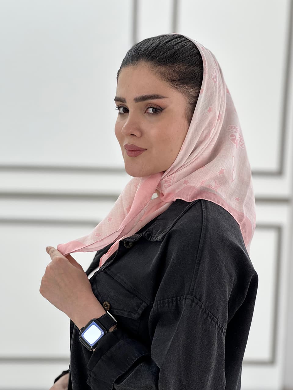 مینی اسکارف طرحدار صورتی نخی عمده خدادوست رشت