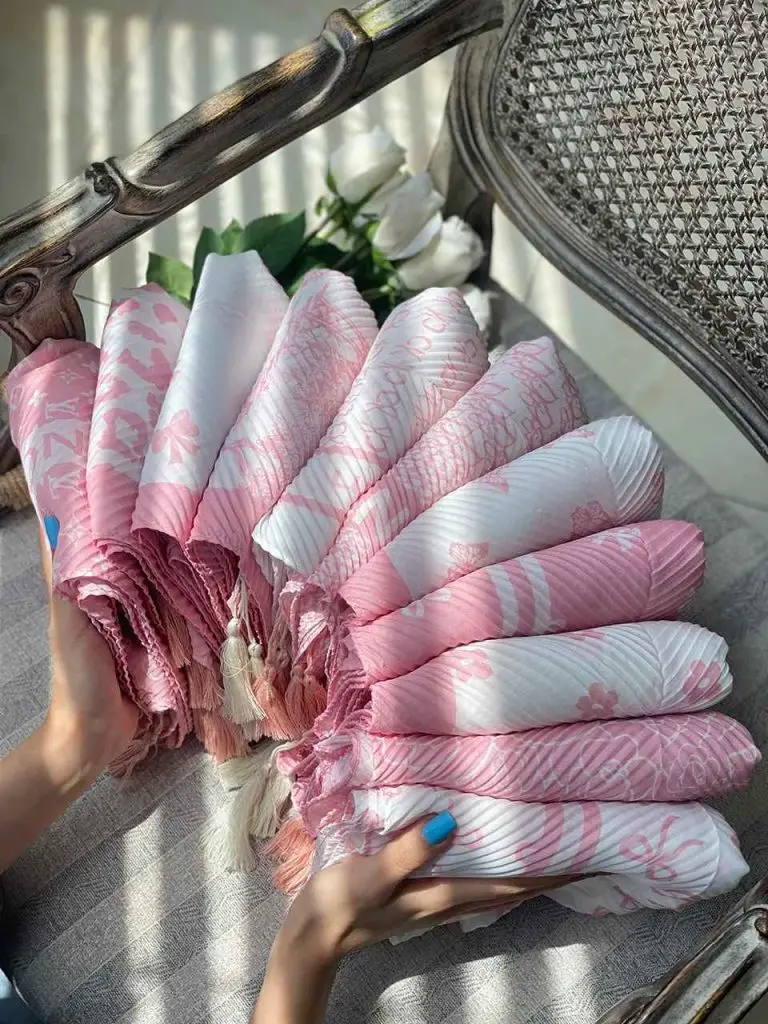شال پلیسه صورتی طرحدار رشت عمده خدادوست